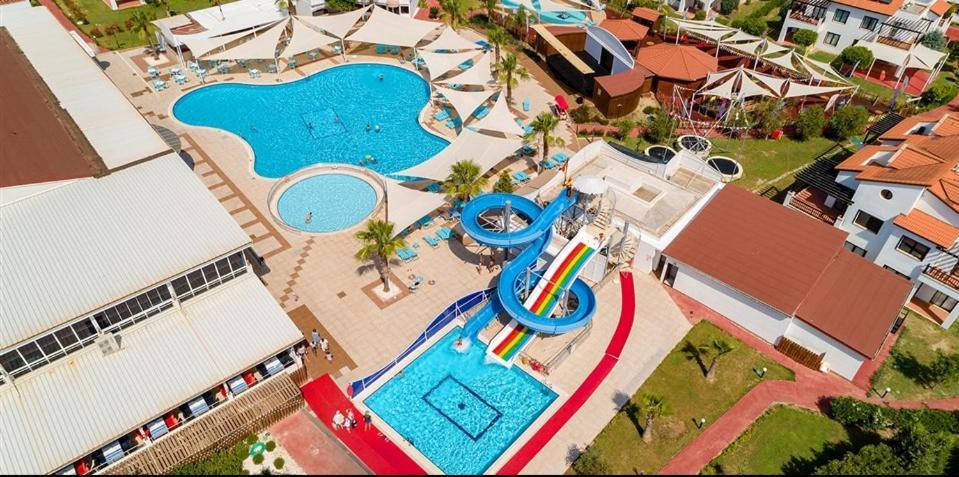 Fun&sun Luxury River With Amazing Landscape באלאק